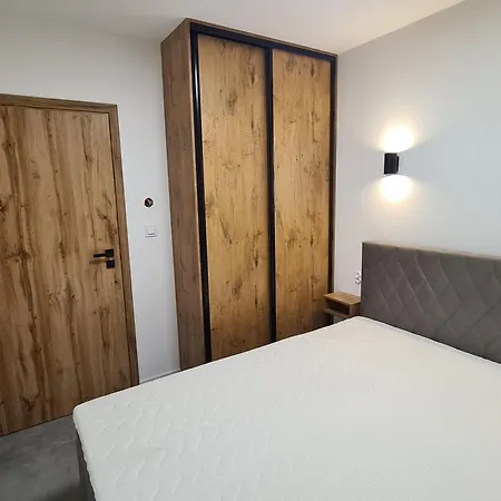 Nad Potokiem Kolo Karpacza * Staniszów