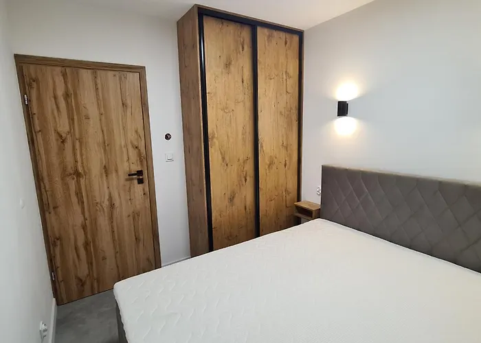 Nad Potokiem Kolo Karpacza * Staniszow